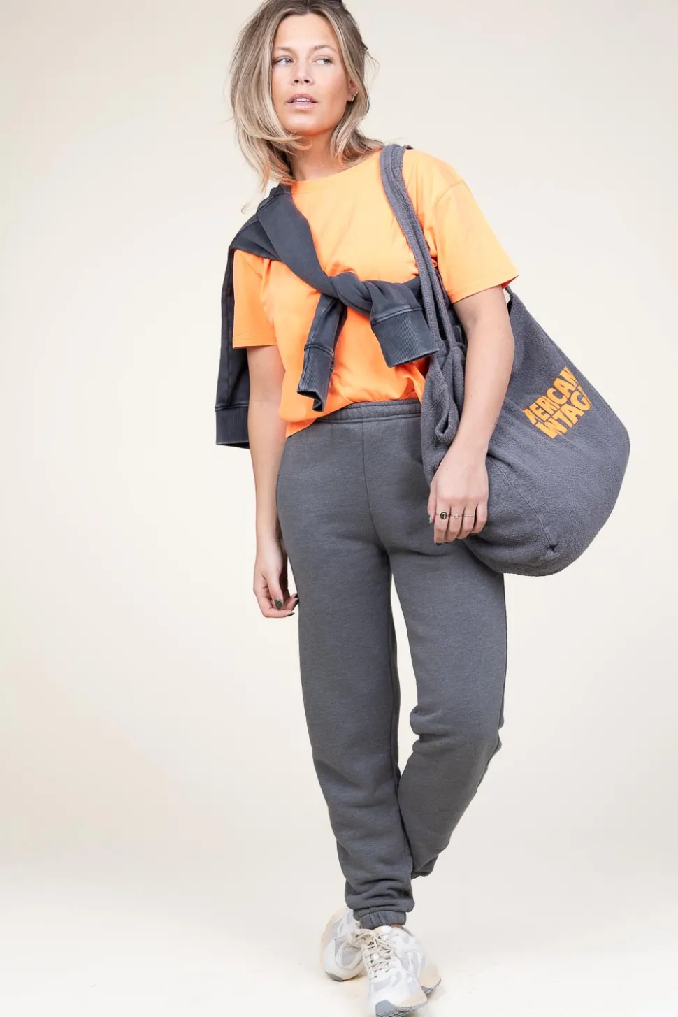 Boxy T-Shirt Fizvalley | Orange... | American Vintage | Little Soho
