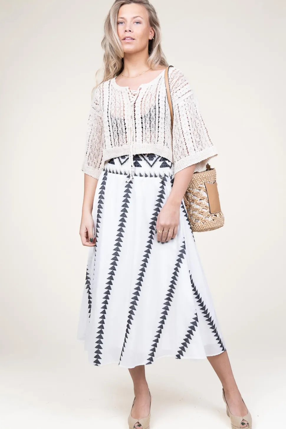 Braided Bucket Bag Soana Big | Natural... | Gianni Chiarini | Little Soho