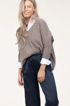 Cashmere Sweater Camille | Beige... | Absolut Cashmere | Little Soho
