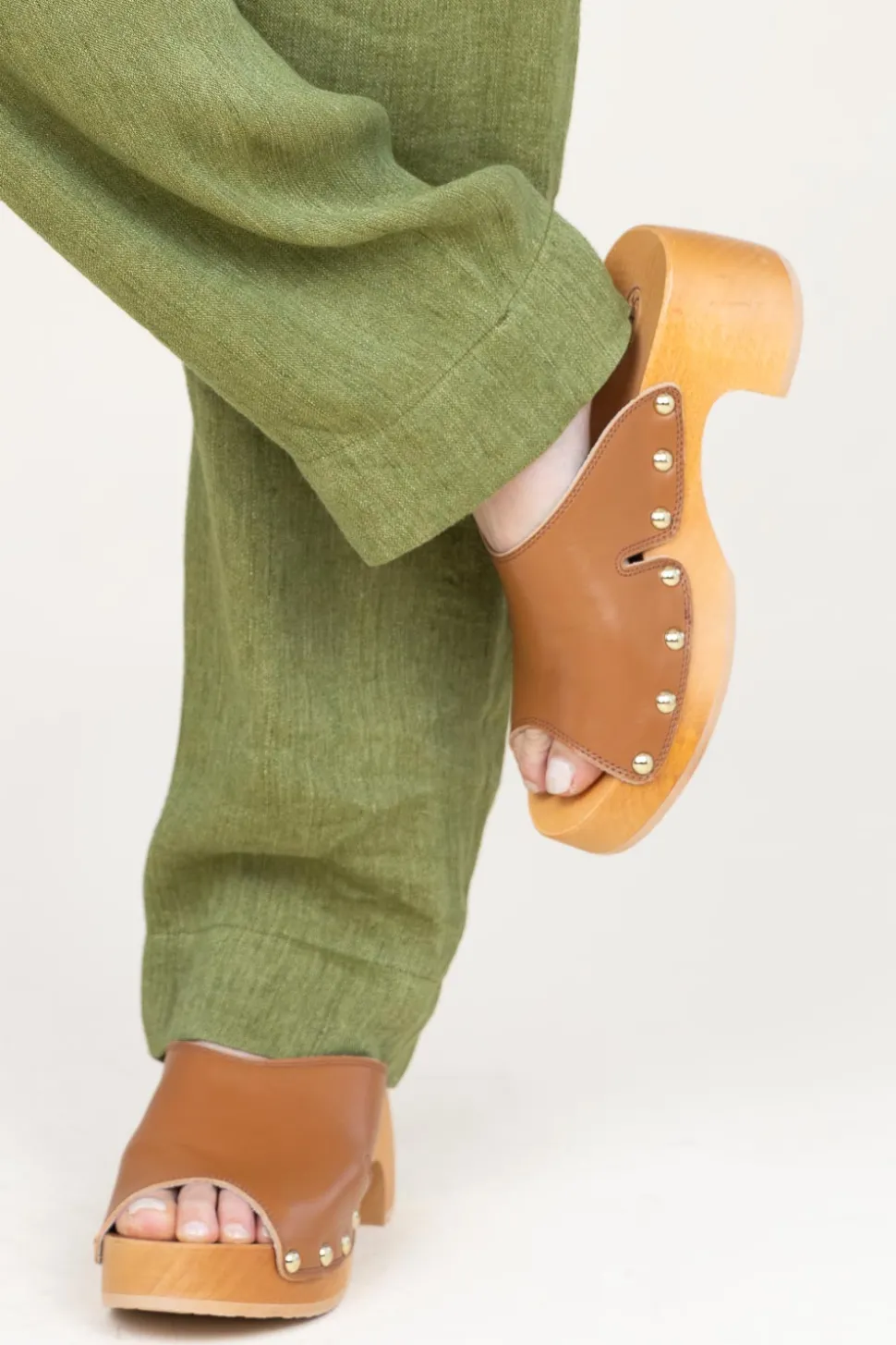 Clogs Pescura | Cognac... | Scholl | Little Soho