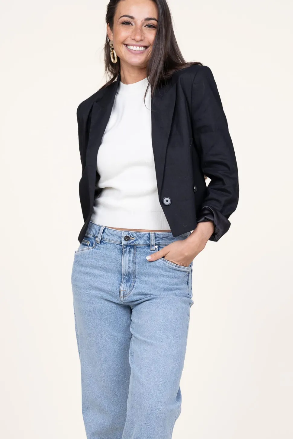 Cropped Blazer In Linen Blend Acedia | Black... | Dante 6 | Little Soho