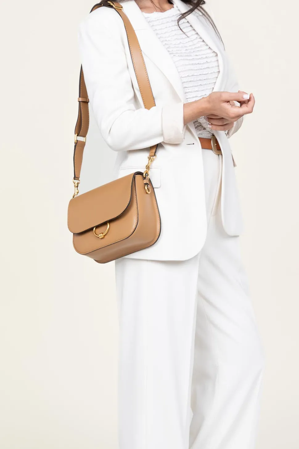 Crossbody Bag Meg | Camel... | Gianni Chiarini | Little Soho