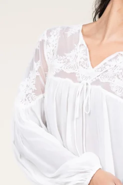 Embroidery Top Calepodio | White... | Kocca | Little Soho