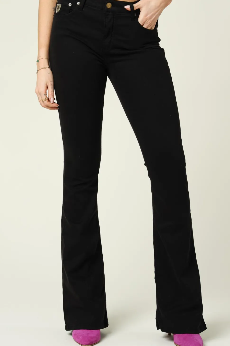 Flared Jeans Raval L32 | Black... | Lois Jeans | Little Soho