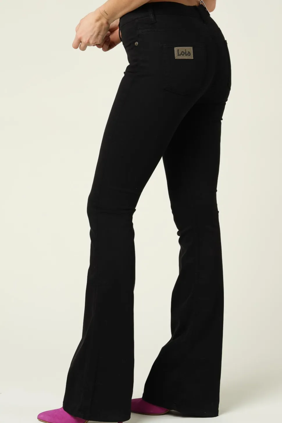 Flared Jeans Raval L32 | Black... | Lois Jeans | Little Soho