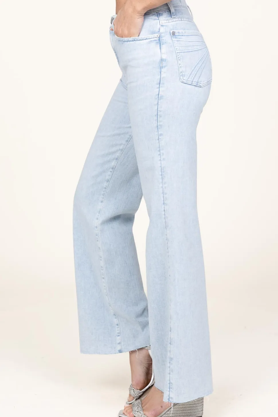 High Waist Wide Leg Jeans Dojo | Blue... | 7 For All Mankind | Little Soho
