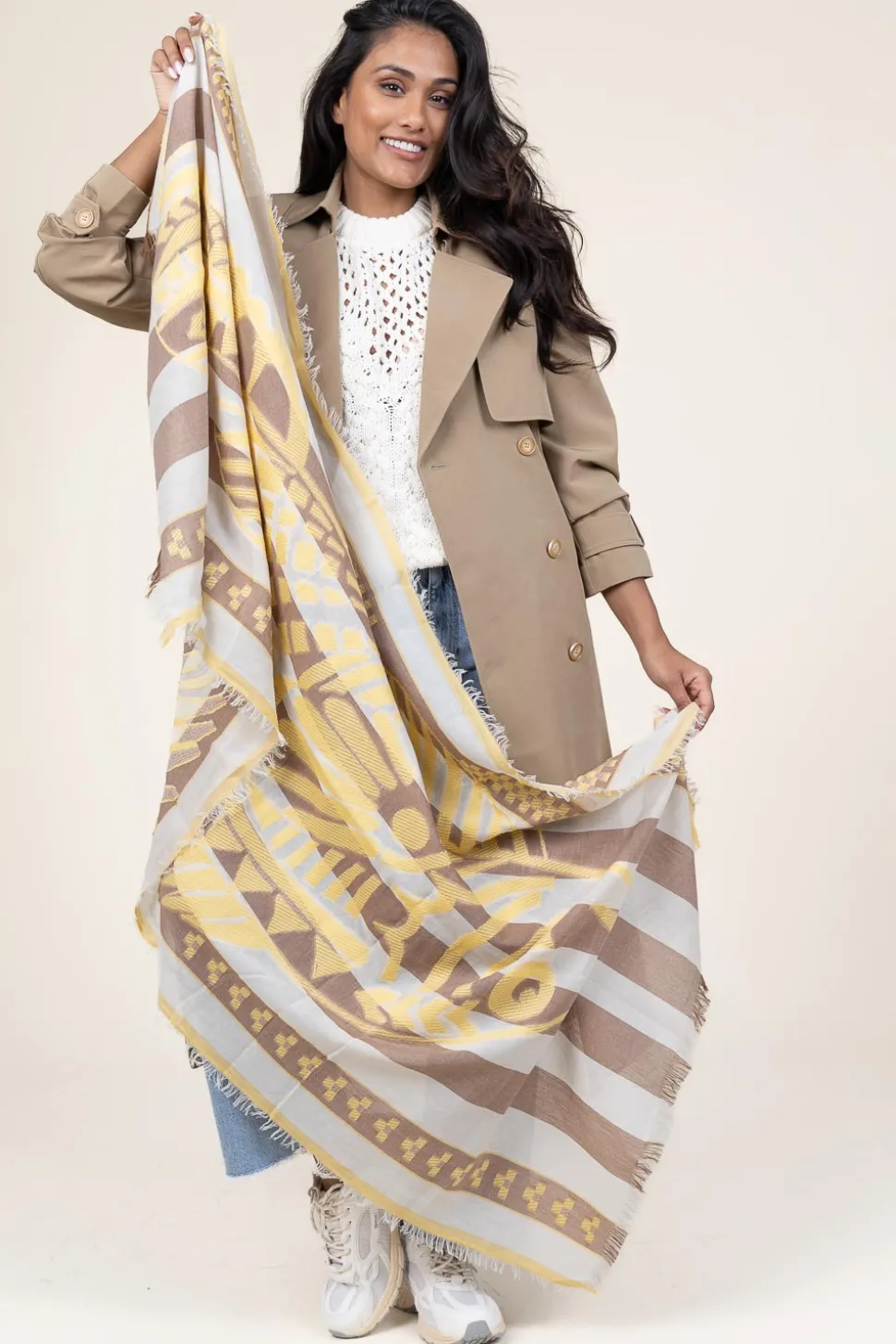 Jacquard Soft Scarf Lizzy | Camel... | Moment Amsterdam | Little Soho