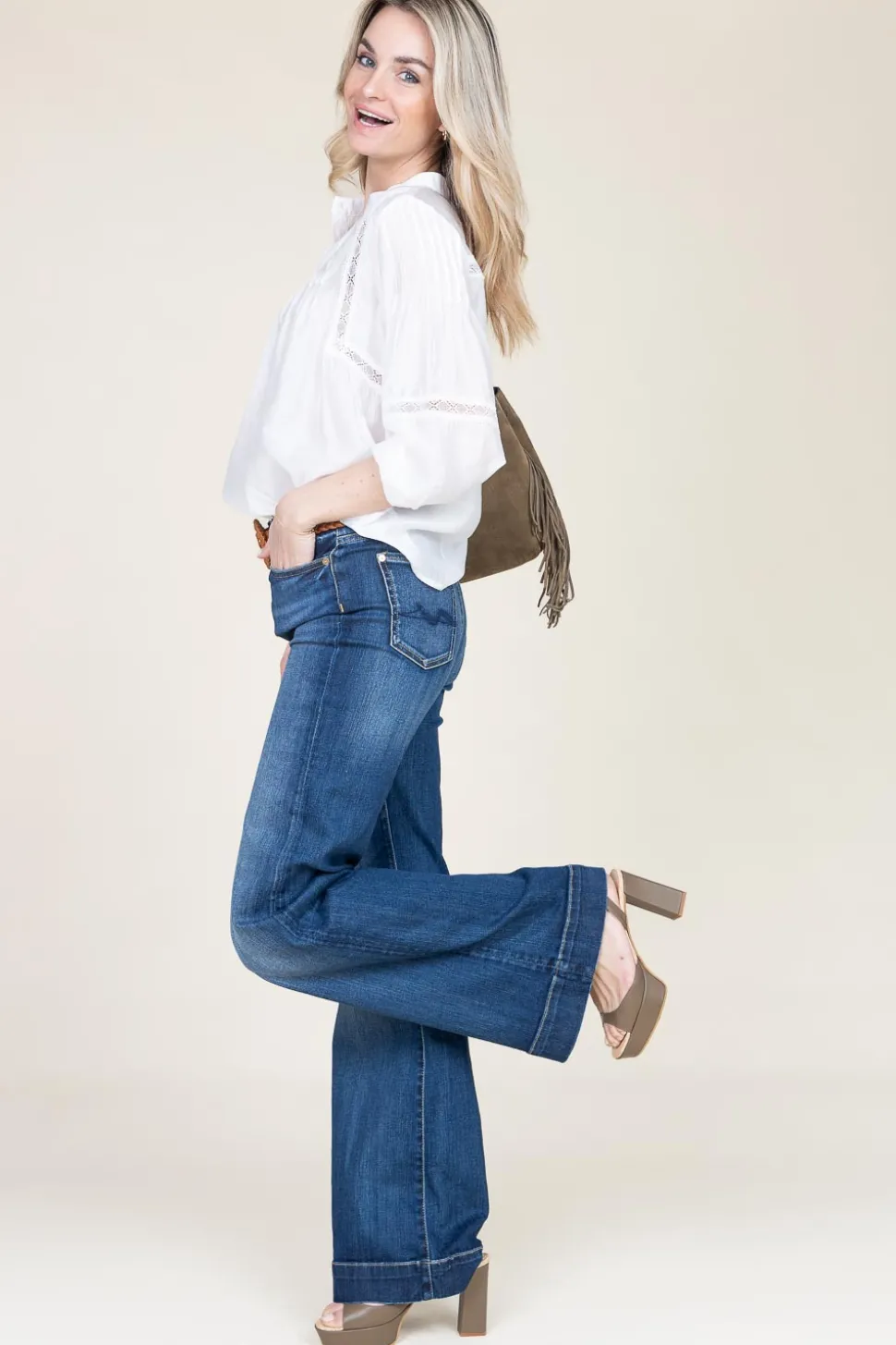 Leather Sandals With Platform Charleze | Green... | March23 | Little Soho