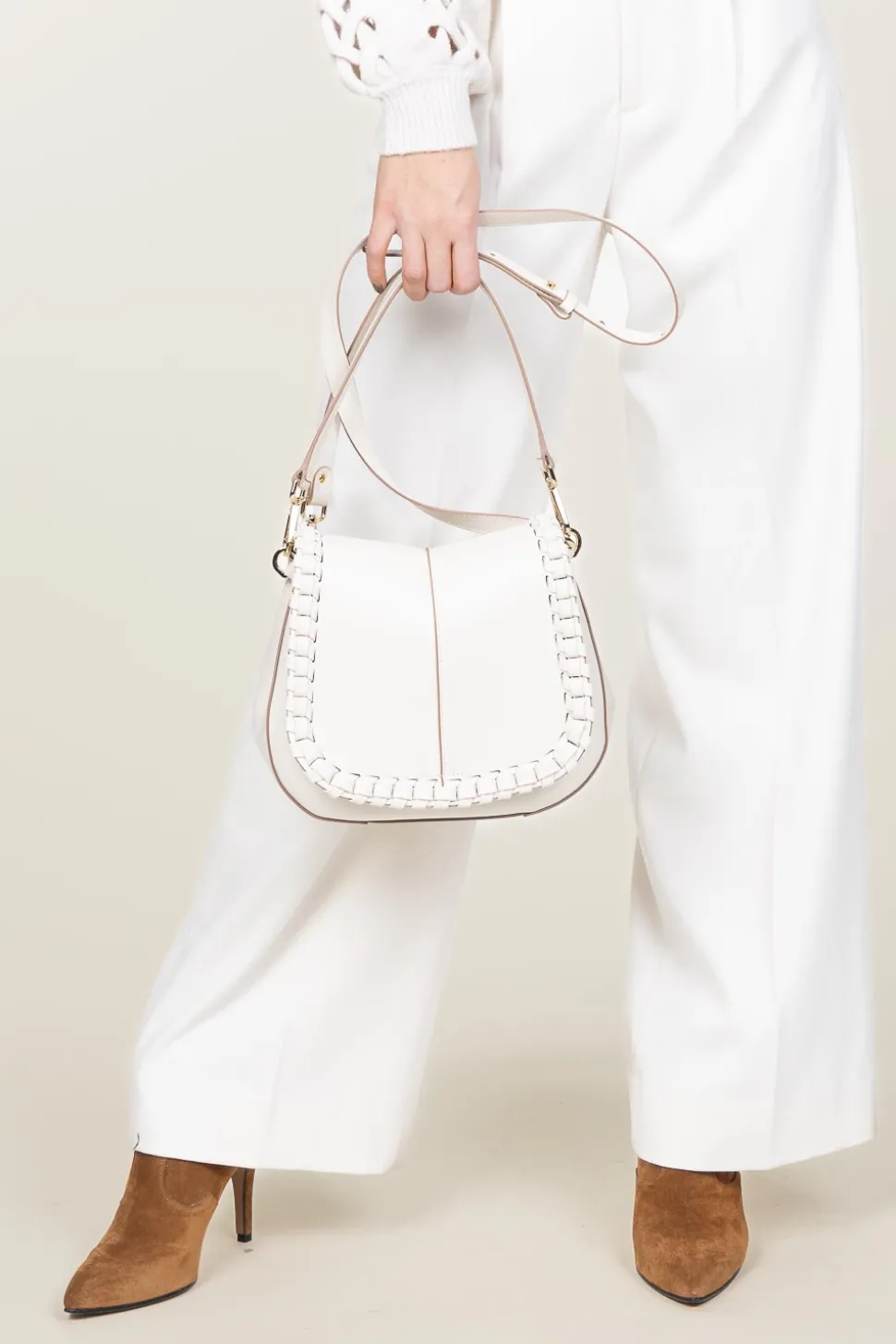 Leather Shoulder Bag Helena | Natural... | Gianni Chiarini | Little Soho