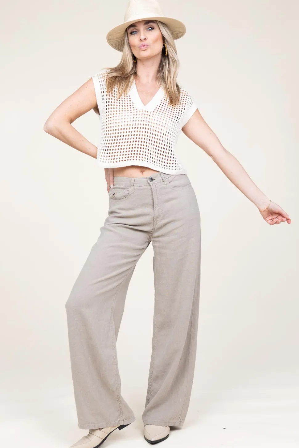Linen Trousers Skater | Taupe... | Lois Jeans | Little Soho