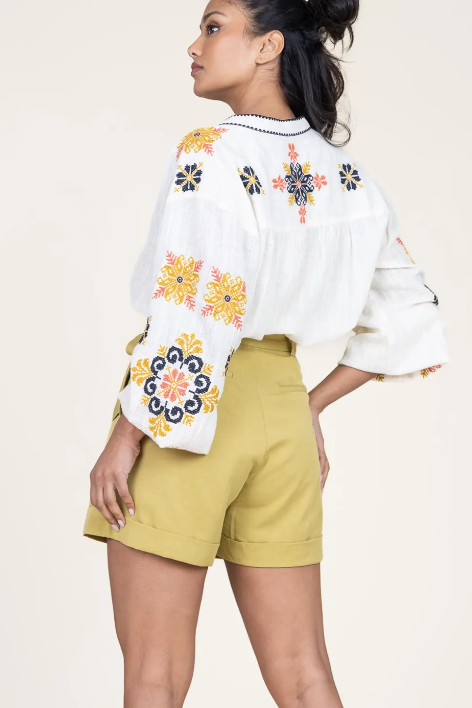 Lyocell Short Bianca | Camel... | Suncoo | Little Soho