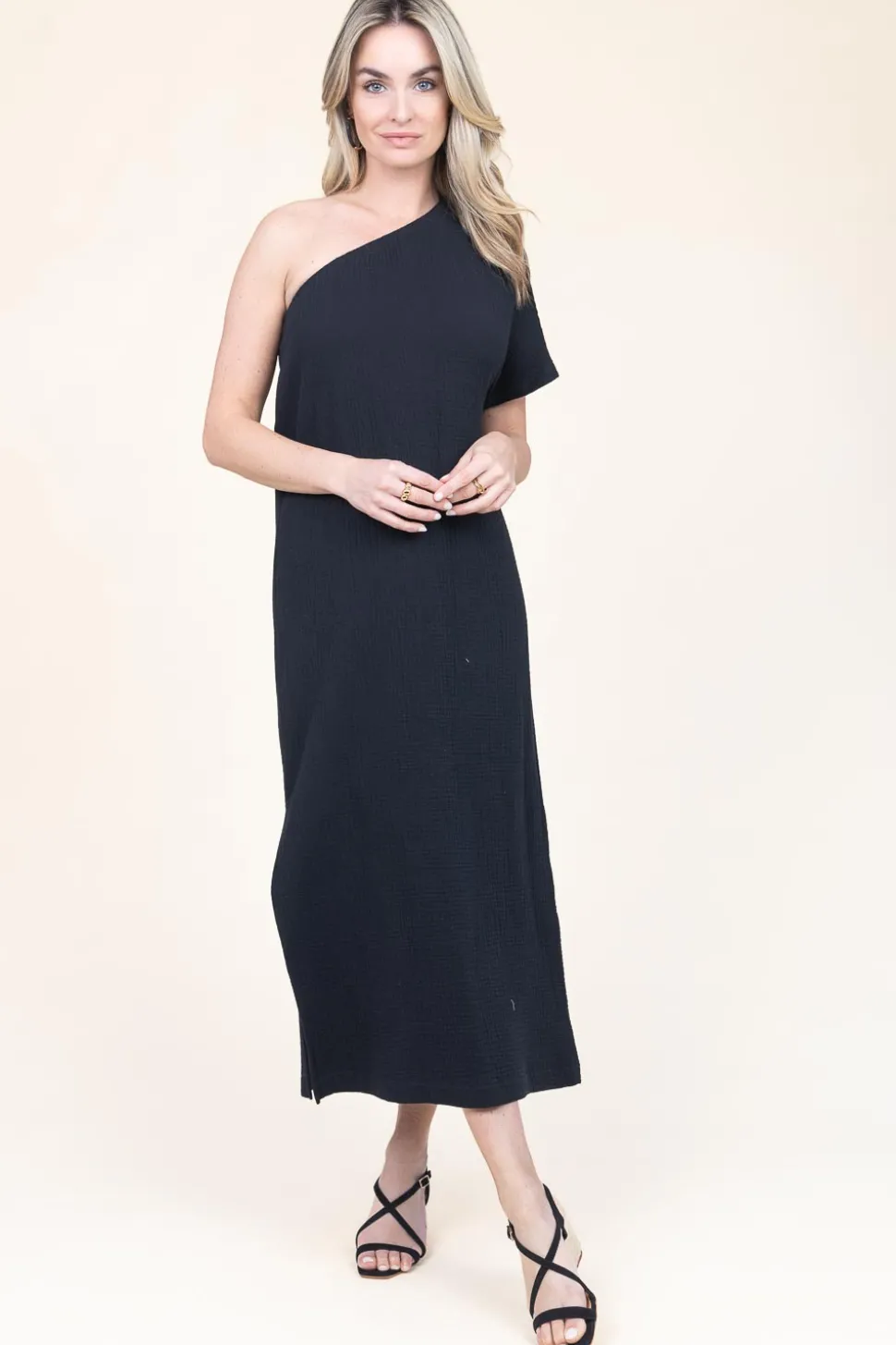 One-Shoulder Mousseline Dress Toledo | Black... | March23 | Little Soho
