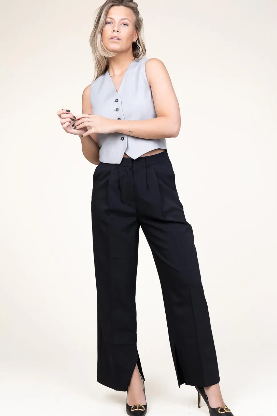 Pleated Trousers With Slit Rupert | Black... | Herskind | Little Soho