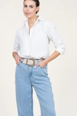 Poplin Boyfriend Blouse Iconic | White... | Moment Amsterdam | Little Soho
