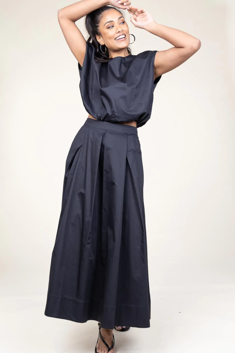 Poplin Maxi Skirt With Pockets Kelly | Black... | Devotion | Little Soho