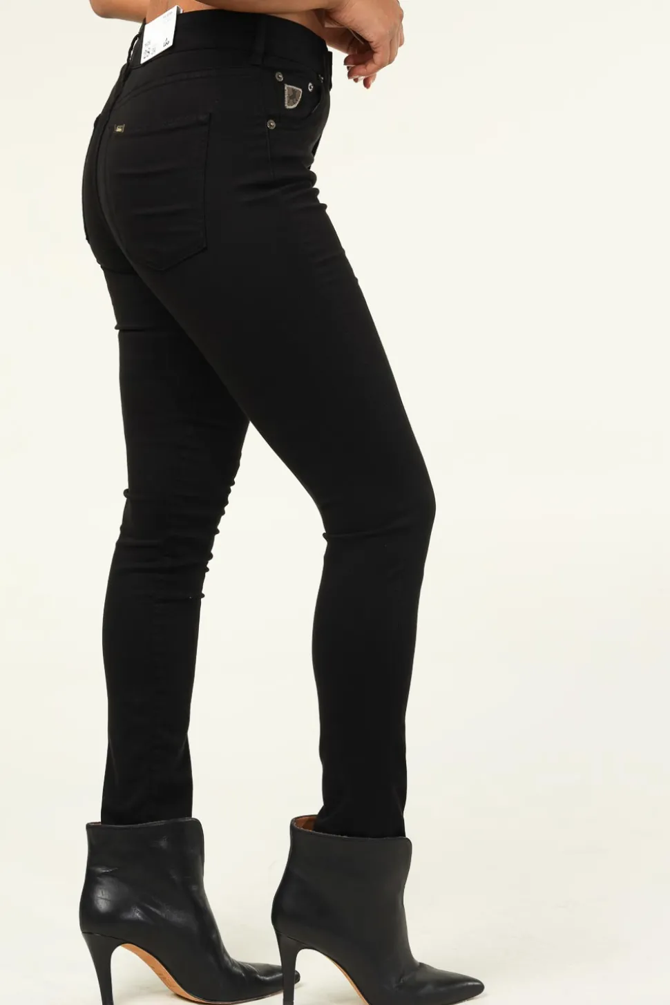 Skinny Jeans Celia L32 | Black... | Lois Jeans | Little Soho