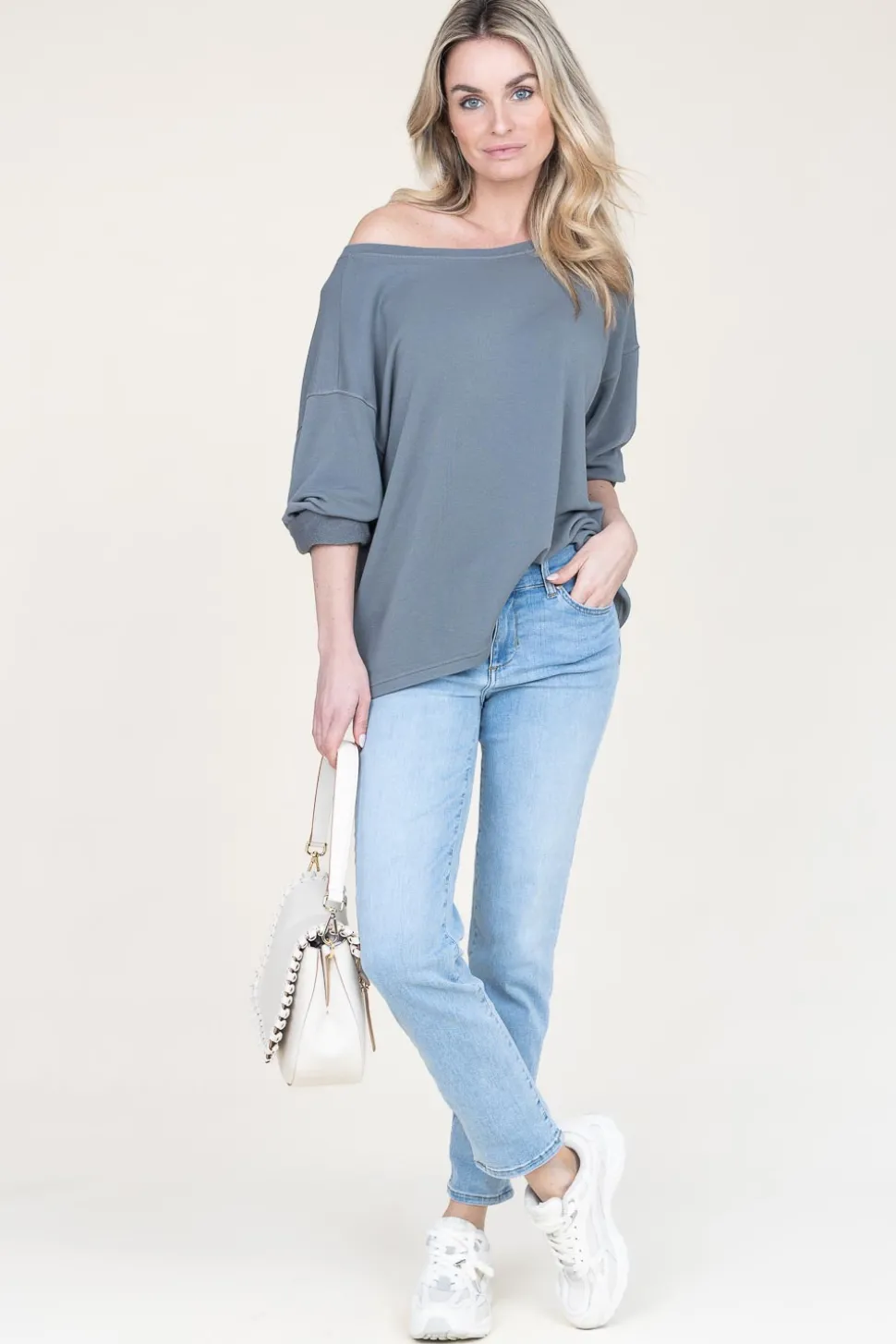 Soft Oversized Sweater Hapylife | Grey... | American Vintage | Little Soho