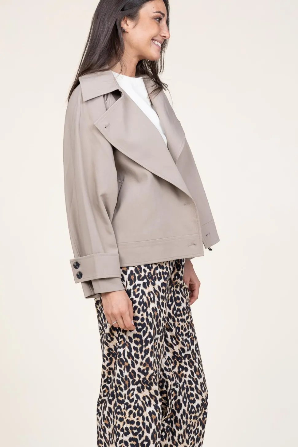 Soft Trenchcoat Silvia | Taupe... | Second Female | Little Soho