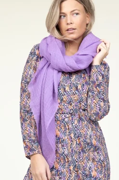 Soft Woolen Scarf Kyra | Purple... | Moment Amsterdam | Little Soho