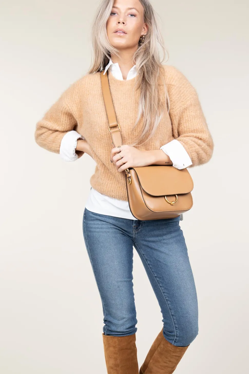 Soft Wool Mix Sweater East | Camel... | American Vintage | Little Soho