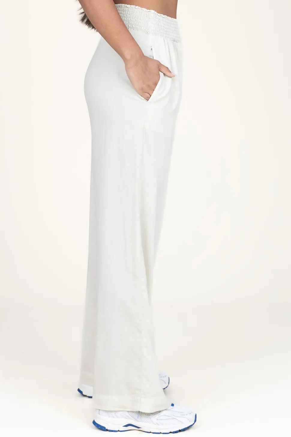 Tencel Wide Leg Pants Iris | Beige... | Bella Dahl | Little Soho