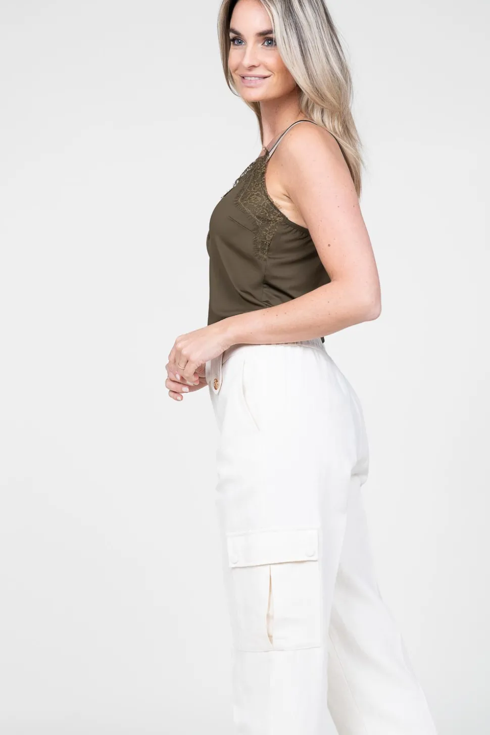 Top With Lace Details Puck | Donker Green... | Cc Heart | Little Soho
