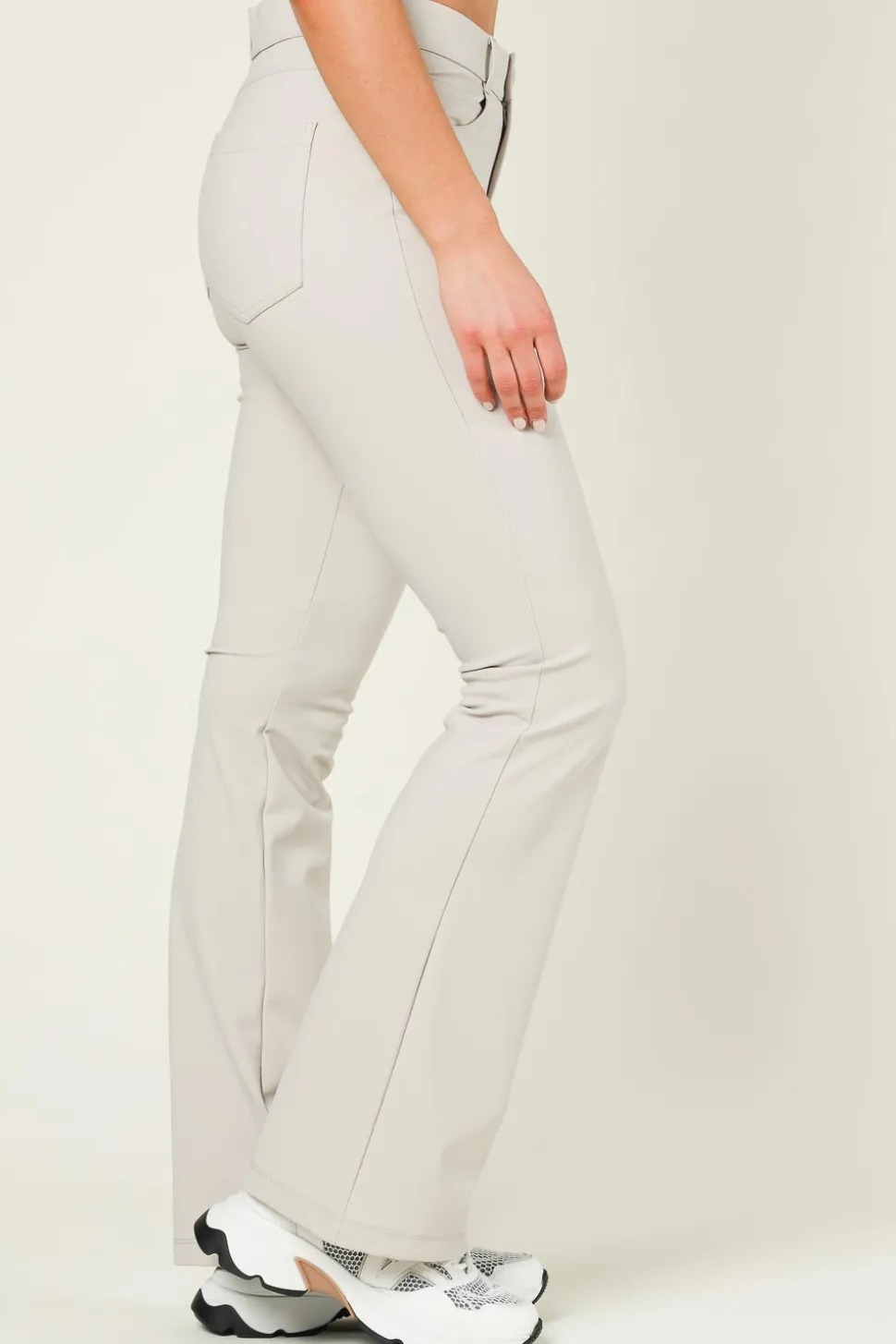 Travelwear Flared Pants Vibrant | Cement... | D-Etoiles Casiope | Little Soho